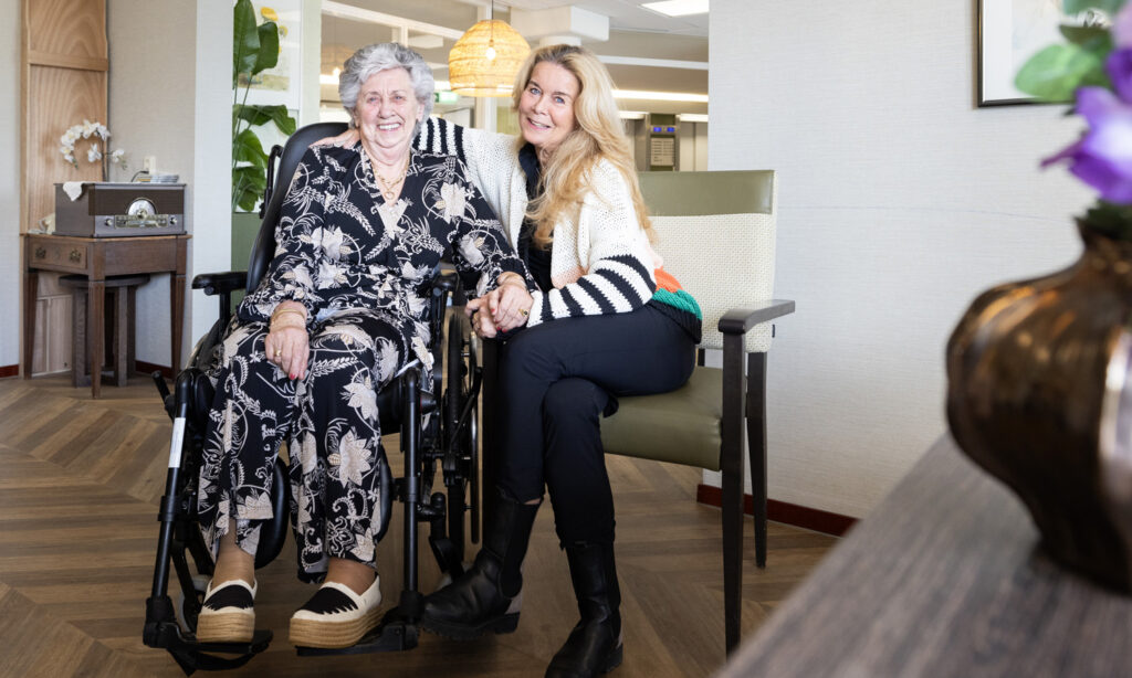 Moeder Annie en dochter Lucy in De Rijp - Kennemerhart Magazine 2025-2026